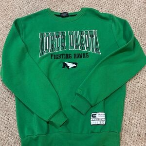 Colosseum Green North Dakota Crewneck Sweater